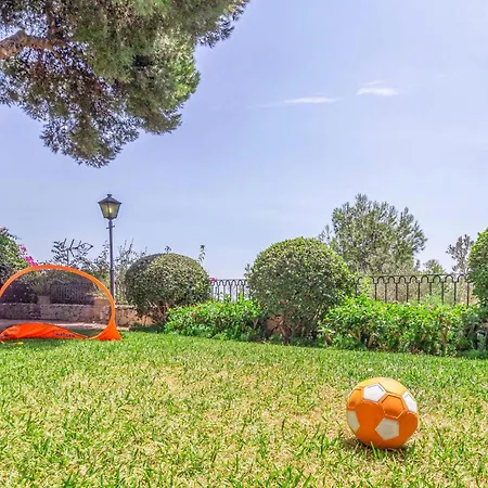 Holiday home 7 Bedroom Cozy In