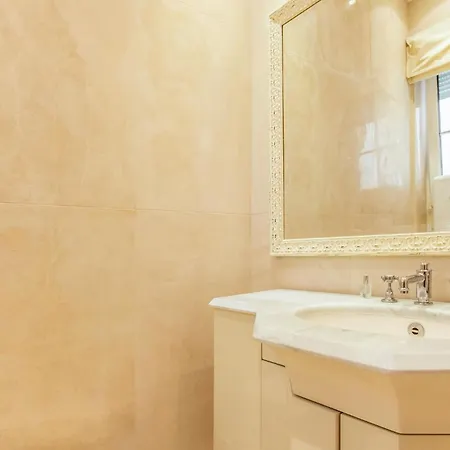 7 Bedroom Cozy In Holiday home Malaga