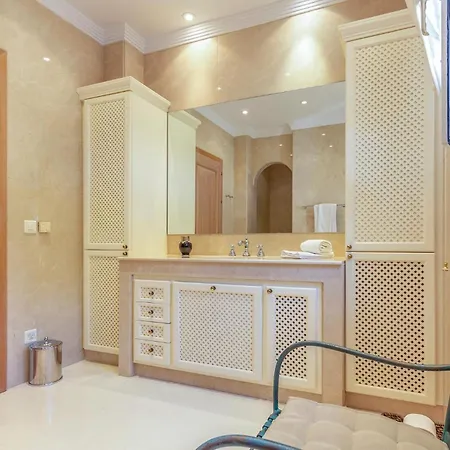 7 Bedroom Cozy In Holiday home